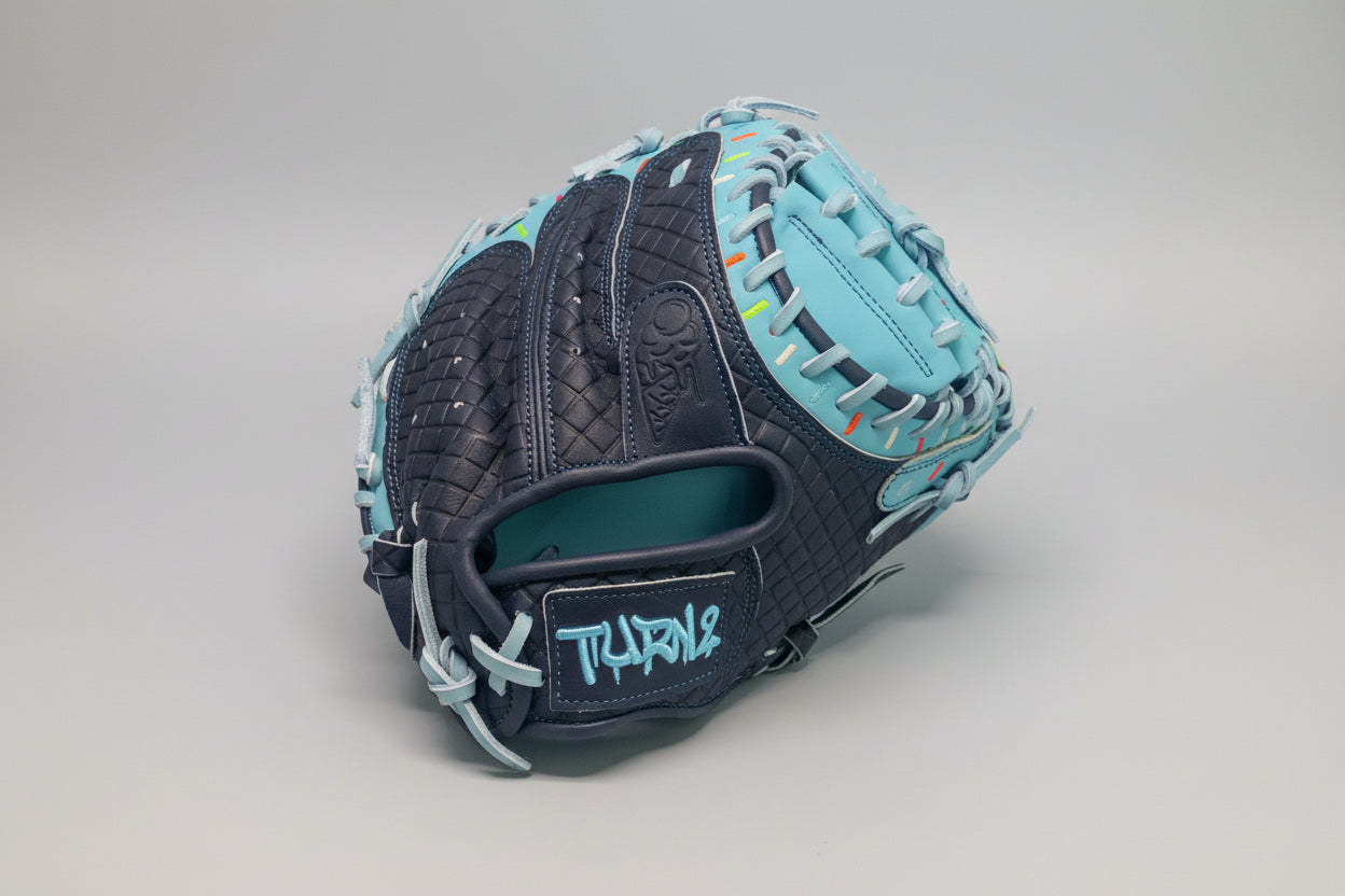 Turn2 Frosted Prospect Catcher’s Mitt